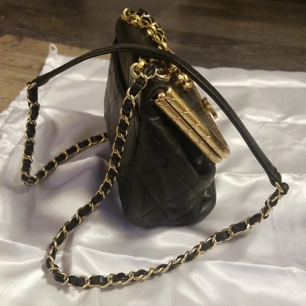 CHANEL Crossbody My Crush Vanity Lambskin Quilted Black Gold Bijoux Chain Handle - Picture 8 of 17